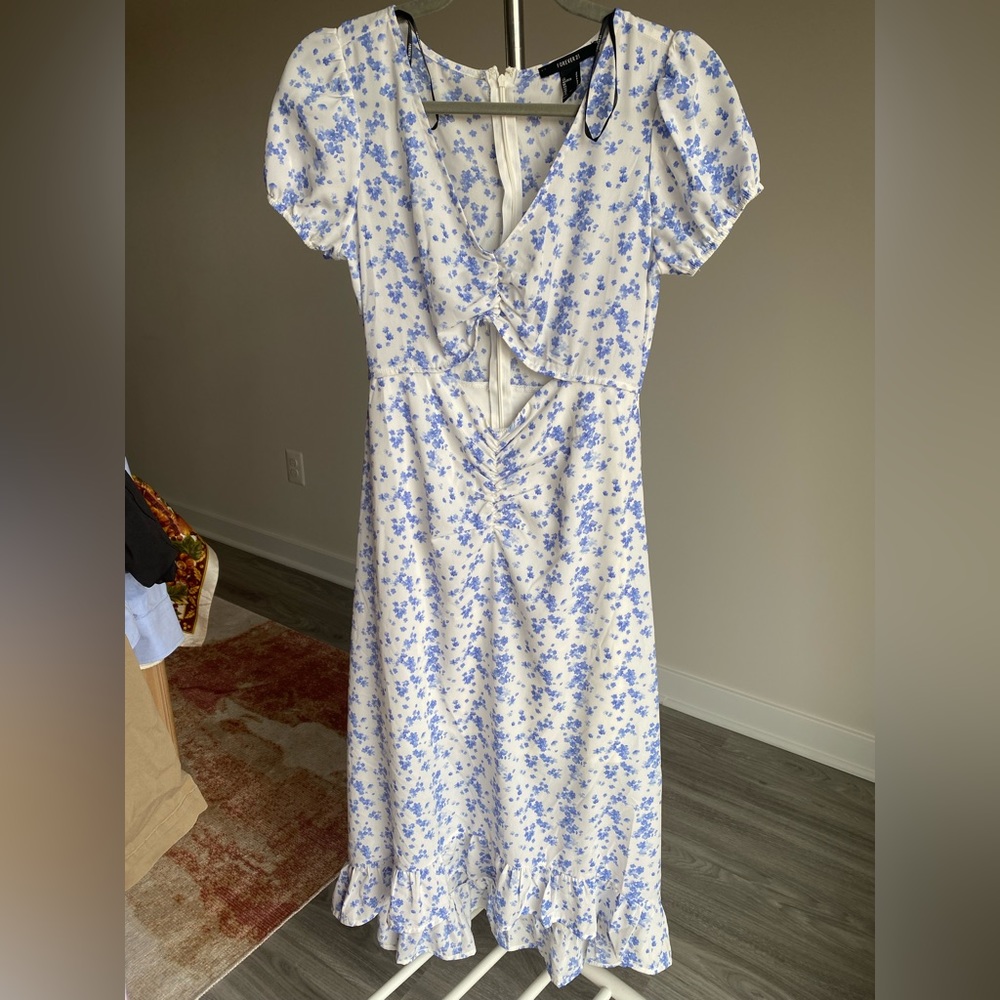 Forever21 Flower Dress Cutout Size S
